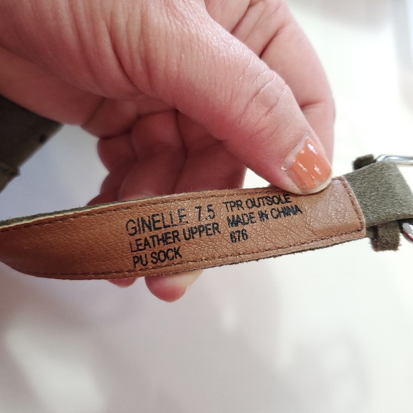 Steve Madden Leather Ginelle Olive Green Bootie Size 7.5 - Picture 12 of 16